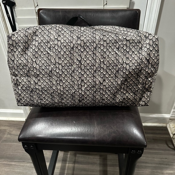 Vintage, no longer produced so hard to find EXTRA LARGE Coach weekender bag! - Picture 13 of 14